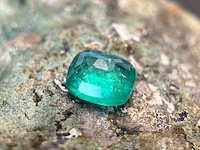 Smaragd - 2.94 carat natuurlijke smaragd - afbeelding 1 van  2