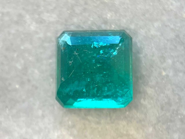 Smaragd - 4.04 carat echte natuurlijke smaragd - afbeelding 2 van  6