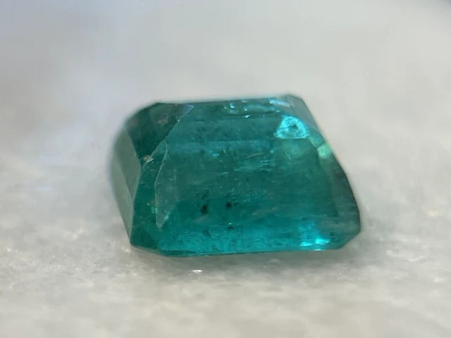 Smaragd - 4.04 carat echte natuurlijke smaragd - afbeelding 3 van  7