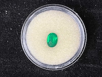 Smaragd - groene edelsteen - afbeelding 1 van  2