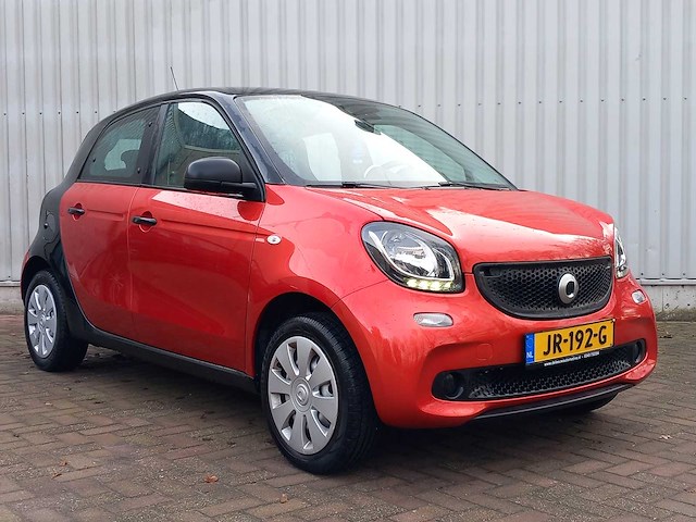 Smart - 2016 - forfour - 1.0 pure - personenauto - afbeelding 1 van  16