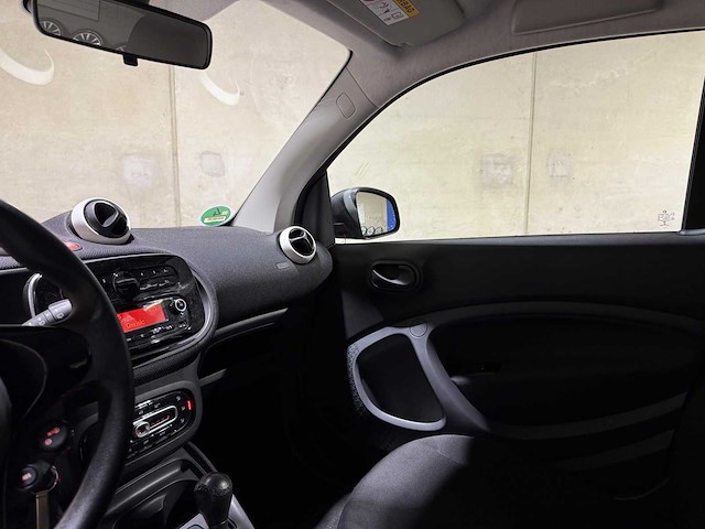 Smart - fortwo - eq 18 kwh - afbeelding 3 van  4