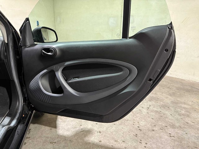 Smart - fortwo - eq 18 kwh - afbeelding 31 van  40