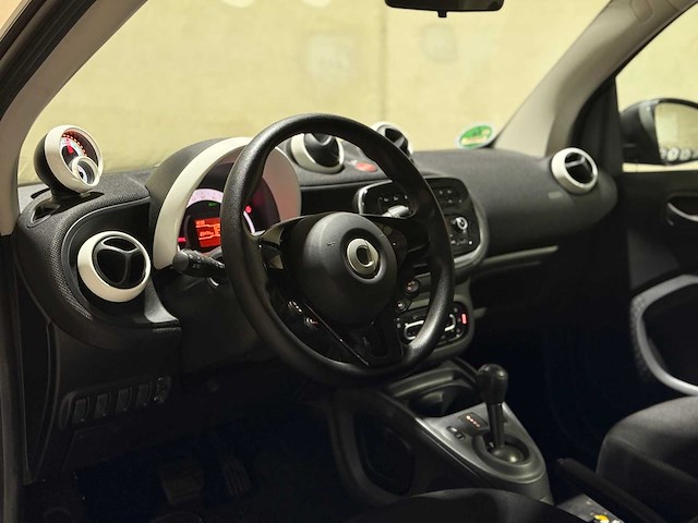 Smart - fortwo - eq 18 kwh - afbeelding 13 van  40