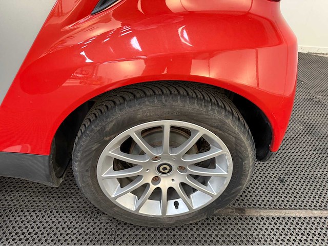 Smart - fortwo coupé - personenauto - 2009 - camperaansluiting met triangle - afbeelding 14 van  23