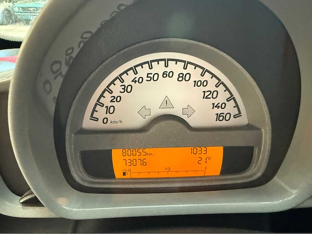 Smart - fortwo coupé - personenauto - 2009 - camperaansluiting met triangle - afbeelding 7 van  23