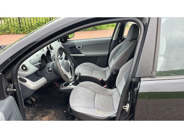 Smart forfour 1.0 pure | 76-td-ff i - afbeelding 9 van  13