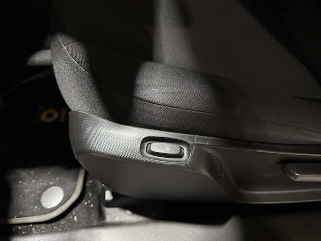 Smart fortwo eq 18 kwh 82pk 2019, l-112-gp - afbeelding 21 van  40