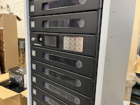 Smart locker, netwerkkluis, lockncharge, fuyl tower 15 - afbeelding 3 van  6