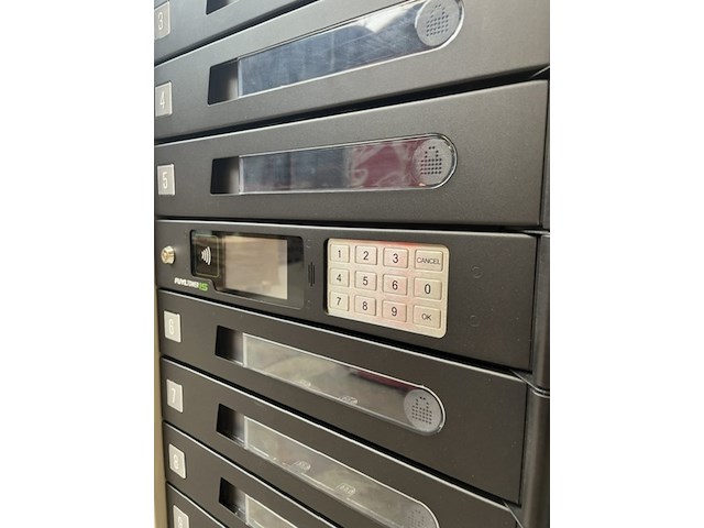 Smart locker, netwerkkluis, lockncharge, fuyl tower 15 - afbeelding 4 van  5