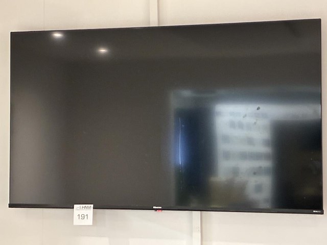 Smart tv hisense 50 inch met muurbeugel en afstandsbediening. - afbeelding 2 van  3