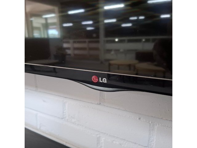 Smart tv, lg, 42ln5758 | 42 inch, 2013 - afbeelding 2 van  6