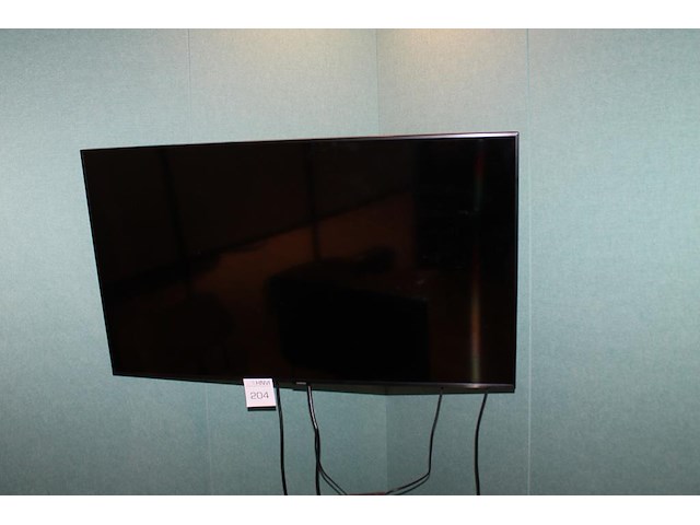 Smart tv samsung 43 inch met muurbeugel en afstandsbediening. - afbeelding 1 van  2