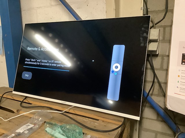 Smart tv uhd op voetjes 43 inch, thomson, 43ug4s14w, zwart - afbeelding 5 van  7