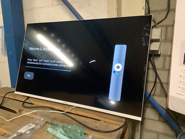 Smart tv uhd op voetjes 43 inch, thomson, 43ug4s14w, zwart - afbeelding 6 van  7