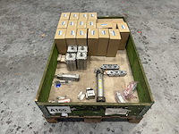 Smc - partij pneumatische componenten (cilinders & accessoires) - afbeelding 1 van  8