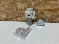 Smc 10-ar25-f02bg-n-b pneumatische drukregelaar (2x)