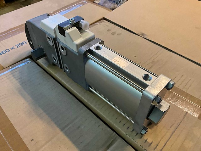 Smc ckz3n50tf-60dtf pneumatische actuator (18x) - afbeelding 3 van  5