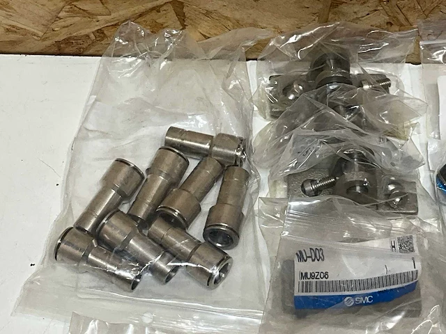 Smc festo diverse koppelingen en toebehoren - afbeelding 7 van  7