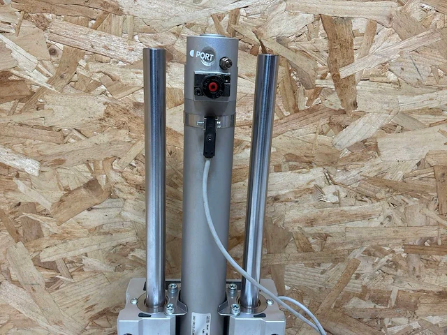 Smc mgcmf32-s7585-200 geleide pneumatische cilinder - afbeelding 2 van  17