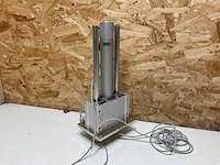 Smc mgcmf32-s7585-200 geleide pneumatische cilinder - afbeelding 5 van  17