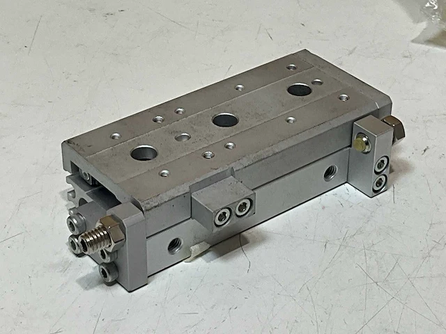 Smc mxs8-40a slede met kruisrolgeleiding (4x) - afbeelding 5 van  5