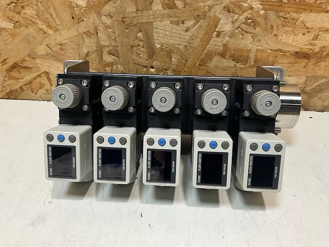 Smc pf3wr05df-704s-03-btn-m digitale waterflowschakelaar - afbeelding 6 van  12