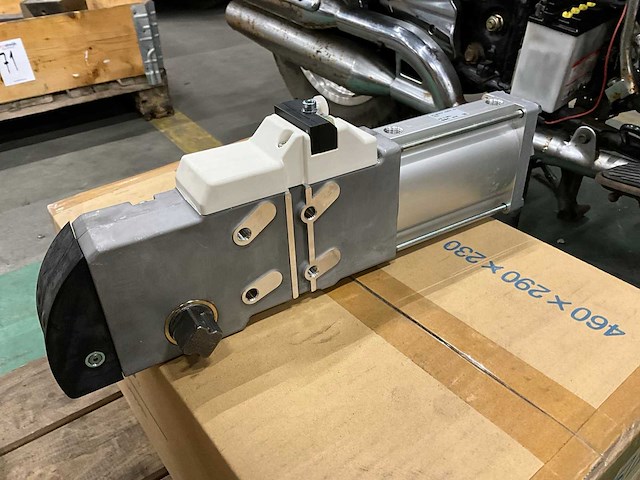 Smc pneumatische actuator (6x) - afbeelding 1 van  5