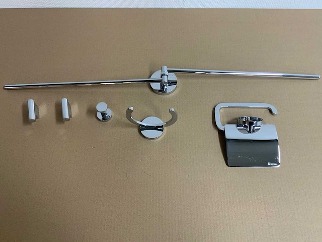 Smedbo - partij badaccessoires - afbeelding 1 van  17