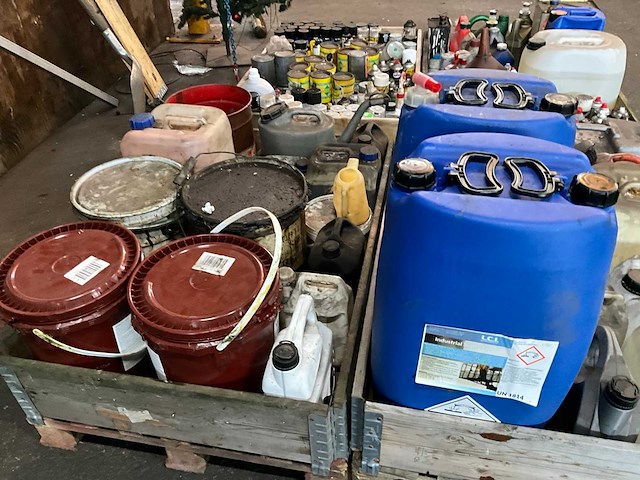 Smeer- en gebruikersmiddelen - afbeelding 6 van  7