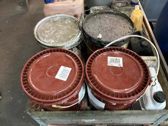 Smeer- en gebruikersmiddelen - afbeelding 7 van  7