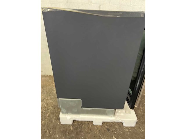 Smeg cvi338rx3 wijnkoeler compressorwijnkoeler ingebouwd zwart, roestvrijstaal 38 fles(sen) - afbeelding 5 van  5