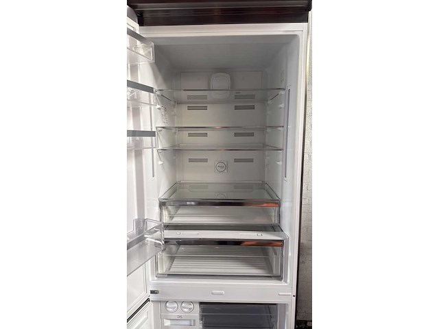 Smeg fa3905lx5 koel-vriescombinatie no frost rvs - afbeelding 7 van  10