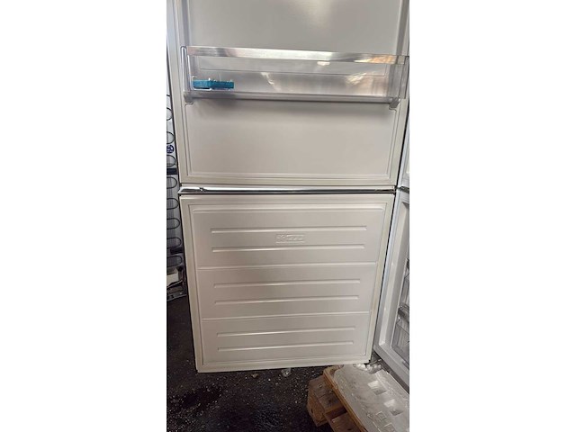 Smeg fa3905lx5 koel-vriescombinatie no frost rvs - afbeelding 10 van  10