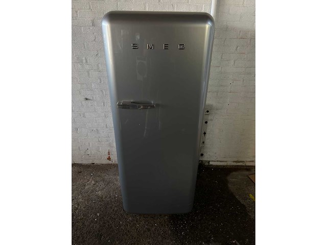 Smeg fab28rsv5 combi-koelkast vrijstaand 270 l d zilver - afbeelding 1 van  6
