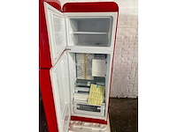Smeg fab30lrd6 koel-vriescombinatie vrijstaand 294 l rood - afbeelding 5 van  6