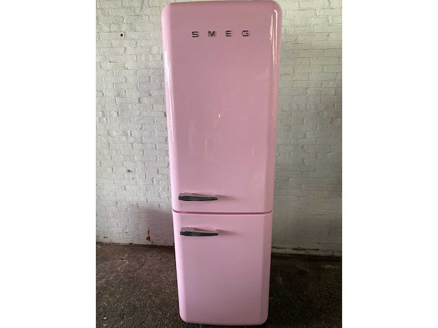 Smeg fab32rpk5 koel-vriescombinatie vrijstaand 331 l roze - afbeelding 2 van  8