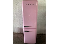 Smeg fab32rpk5 koel-vriescombinatie vrijstaand 331 l roze - afbeelding 2 van  8