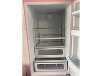 Smeg fab32rpk5 koel-vriescombinatie vrijstaand 331 l roze - afbeelding 5 van  8