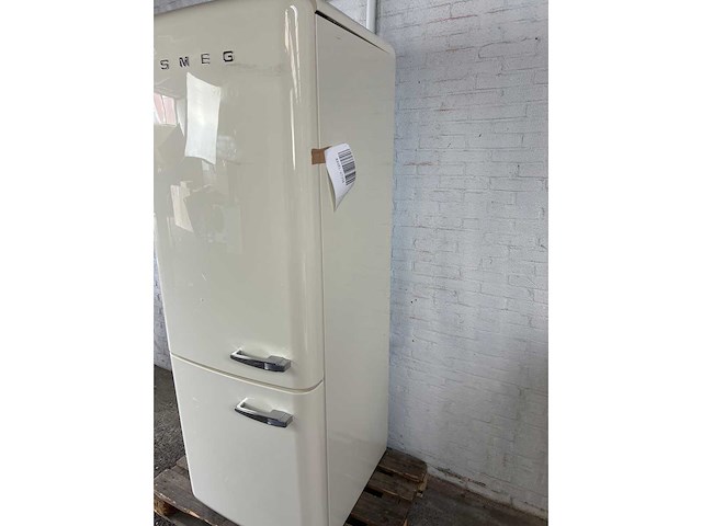 Smeg fab38lcr5 koelkast creme - afbeelding 3 van  4