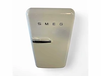 Smeg koel-vriescombinatie fab10rcr6 122 liter energielabel d - afbeelding 2 van  6