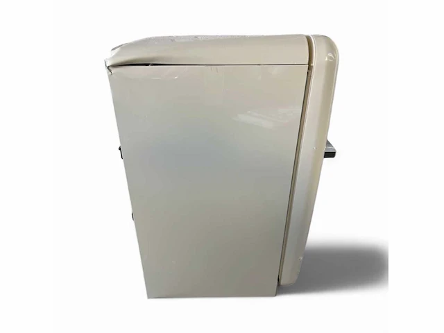 Smeg koel-vriescombinatie fab10rcr6 122 liter energielabel d - afbeelding 4 van  6