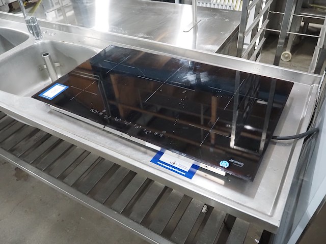 Smeg - afbeelding 2 van  5