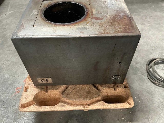 Smeltoven - afbeelding 6 van  7