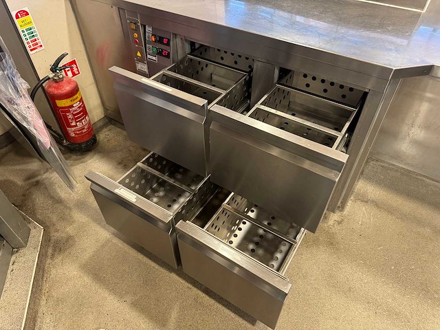 Smeva - koelwerkbank met bordenwarmer (c) - afbeelding 10 van  11