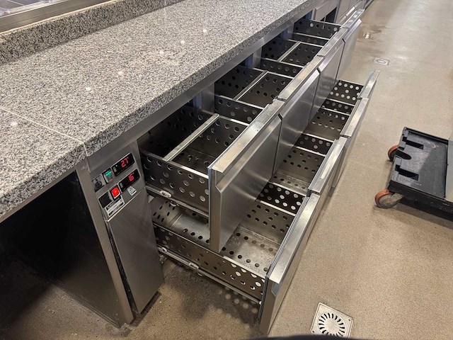 Smeva - pizzawerkbank (c) - afbeelding 8 van  10