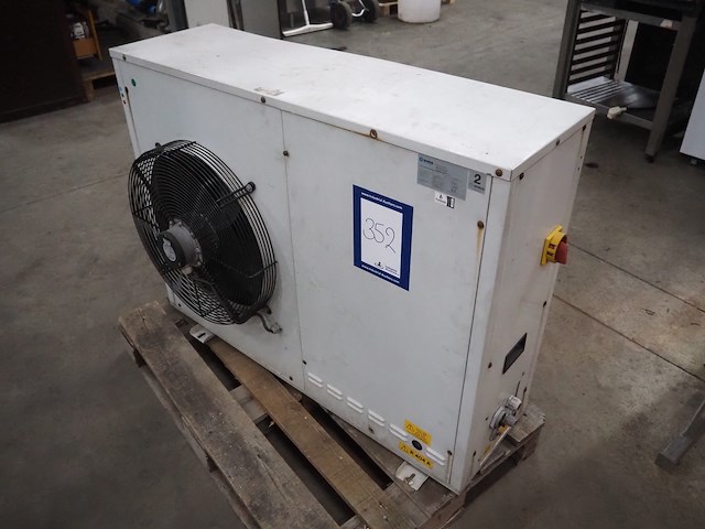 Smeva - afbeelding 1 van  7