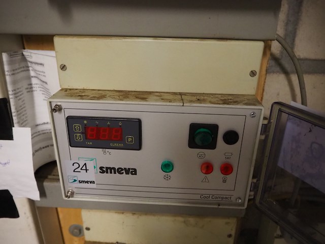 Smeva - afbeelding 2 van  2