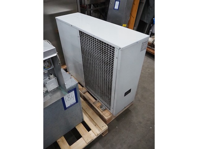 Smeva - afbeelding 3 van  4