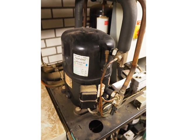 Smeva/l'unite hermetique - afbeelding 17 van  22